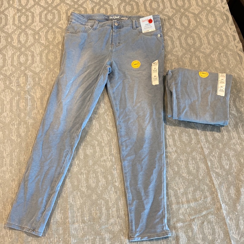 2 pairs jeggings nwt